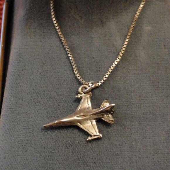Aviation Airplane Necklace - Sterling Silver necklace with vintage F16 charm - Picture 2 of 3